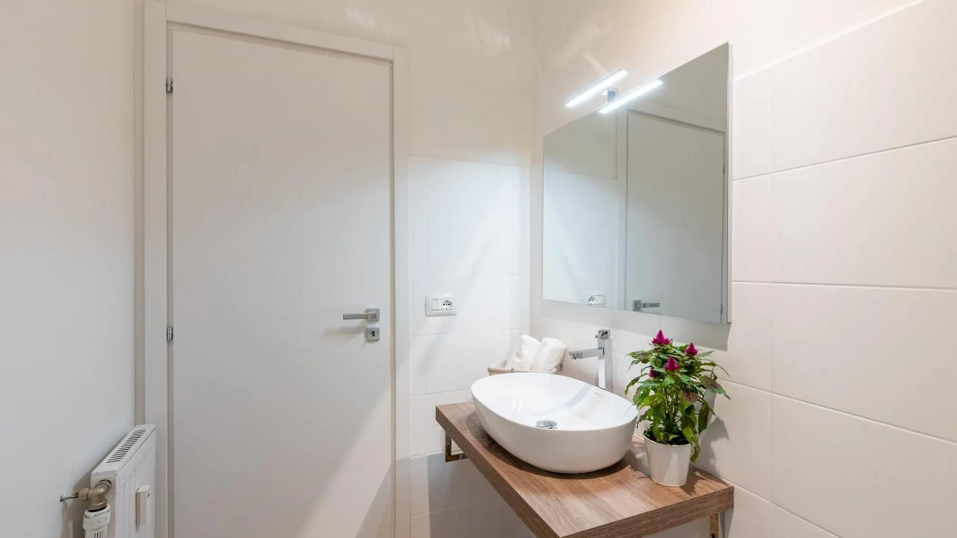 Vatican Oasis Free Parking Apartment Rome